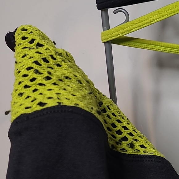 USED Sports Illustrated workoutset Medium/Large/ "XL" SEE PHOTOS AND DESCRIPTION - Picture 10 of 10